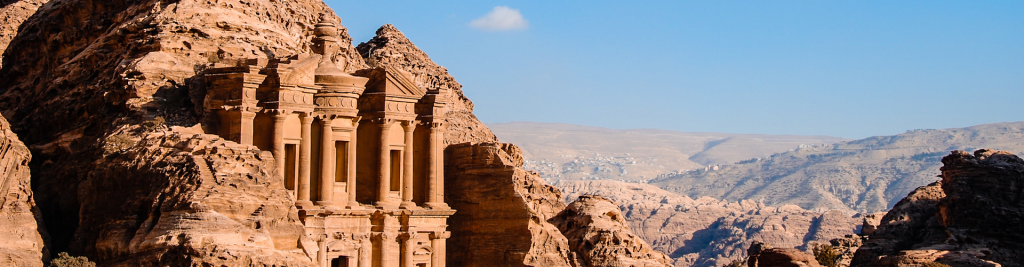 Un mini programma della Giordania ma molto completo che da Amman consentirà soste a Madaba, Monte Nebo, una magica notte nel deserto del Wadi Rum e la splendida Petra. Novità 2023 intera l’esperienza di una notte all’Hotel Mosaic nel cuore di Madaba. Il viaggio è curato e prevede accoglienza e assistenza dal controllo passaporti in arrivo e prosegue con accompagnatore in lingua italiana e ospita al massimo 20 – 22 partecipanti per offrire una partecipazione coinvolgente. Il circuito è disponibile in 2 categorie di prezzo: 4 stelle (turistica superiore) e 5 stelle (prima), programma estendibile con soggiorno ad Aqaba sul Mar Rosso o combinabile con 3 notti a Dubai!