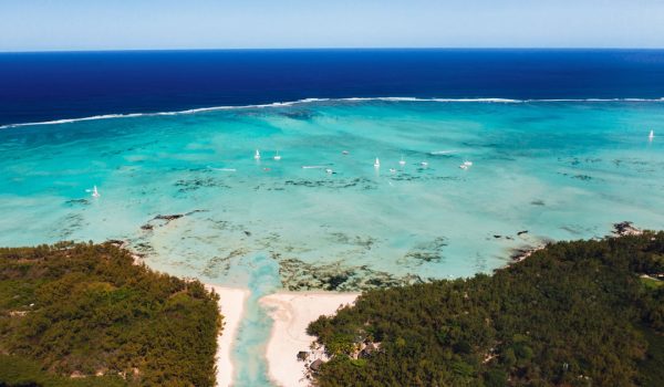 ridi-MAURITIUSthe-view-from-the-bird-39-s-eye-view-on-the-coast-2025-03-24-22-22-16-utc ridi-MAURITIUSthe-view-from-the-bird-39-s-eye-view-on-the-coast-2025-03-24-22-22-16-utc