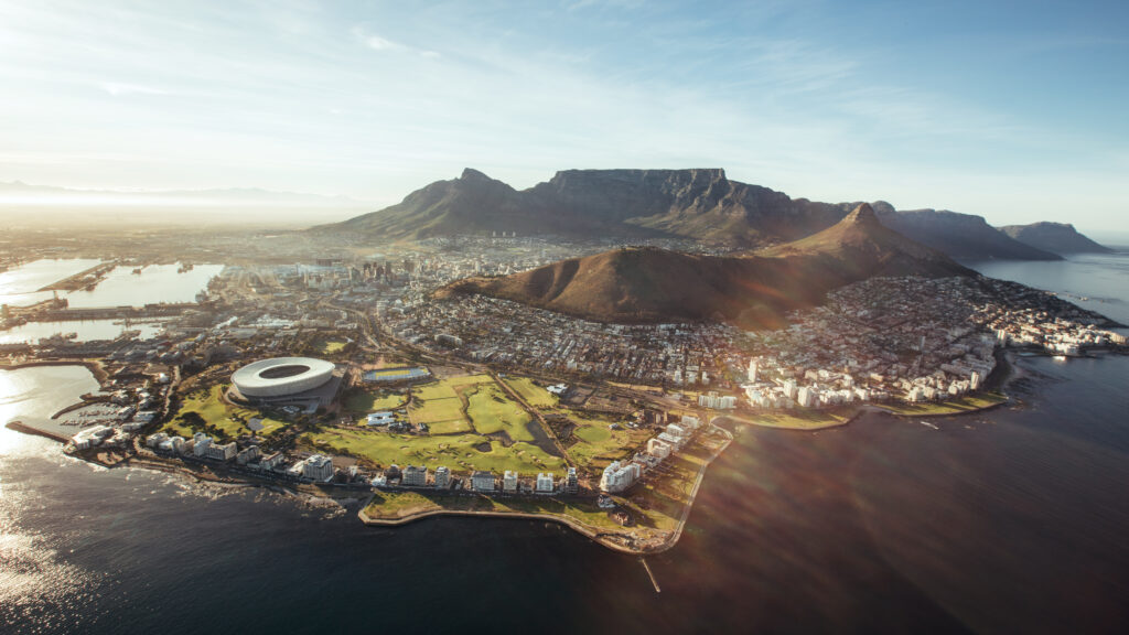 Cape Town città più bella del mondo Table Mountain oceano